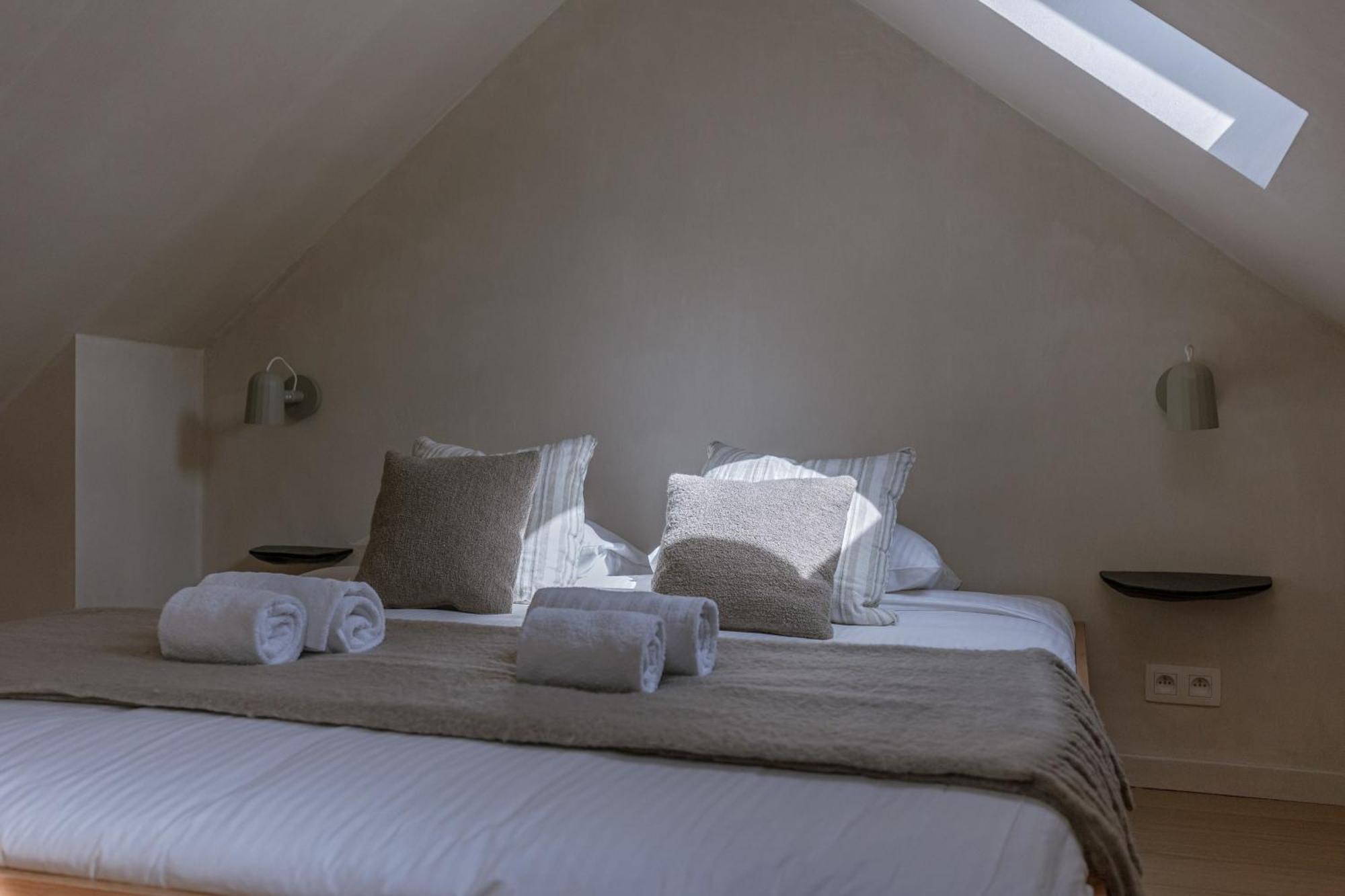 Apartament Huswell - Urban Getaway For Two In The Heart Of Antwerpia Zewnętrze zdjęcie