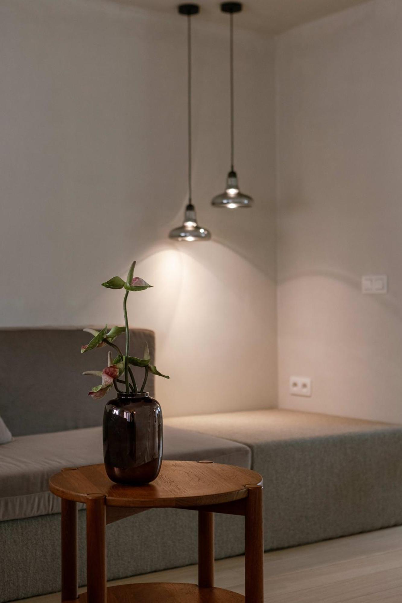 Apartament Huswell - Urban Getaway For Two In The Heart Of Antwerpia Zewnętrze zdjęcie